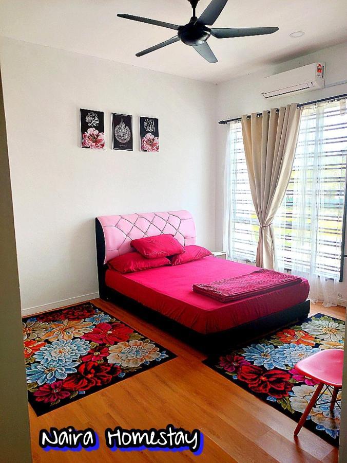 Naira Homestay Kota Bharu ,Wakaf Che Yeh 4 Bilik 3 Aircond Кота-Бару Екстер'єр фото